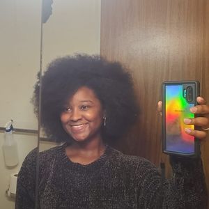 Meet your Posher, Marissa